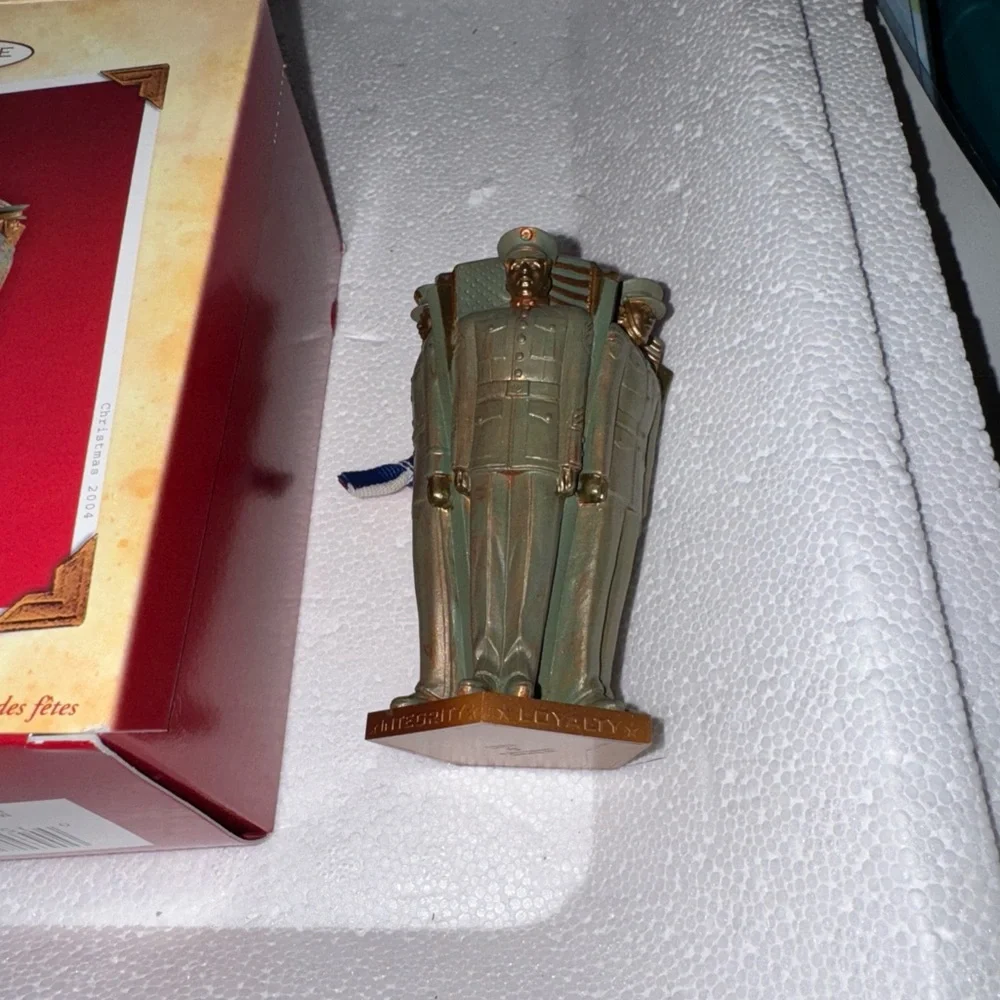 Hallmark Keepsake Ornament - Red and Gold Tribute